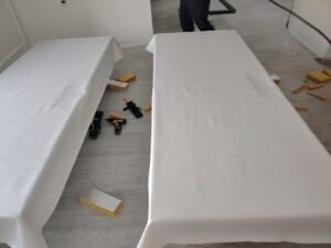 ابواب عازله للصوت بالخبر